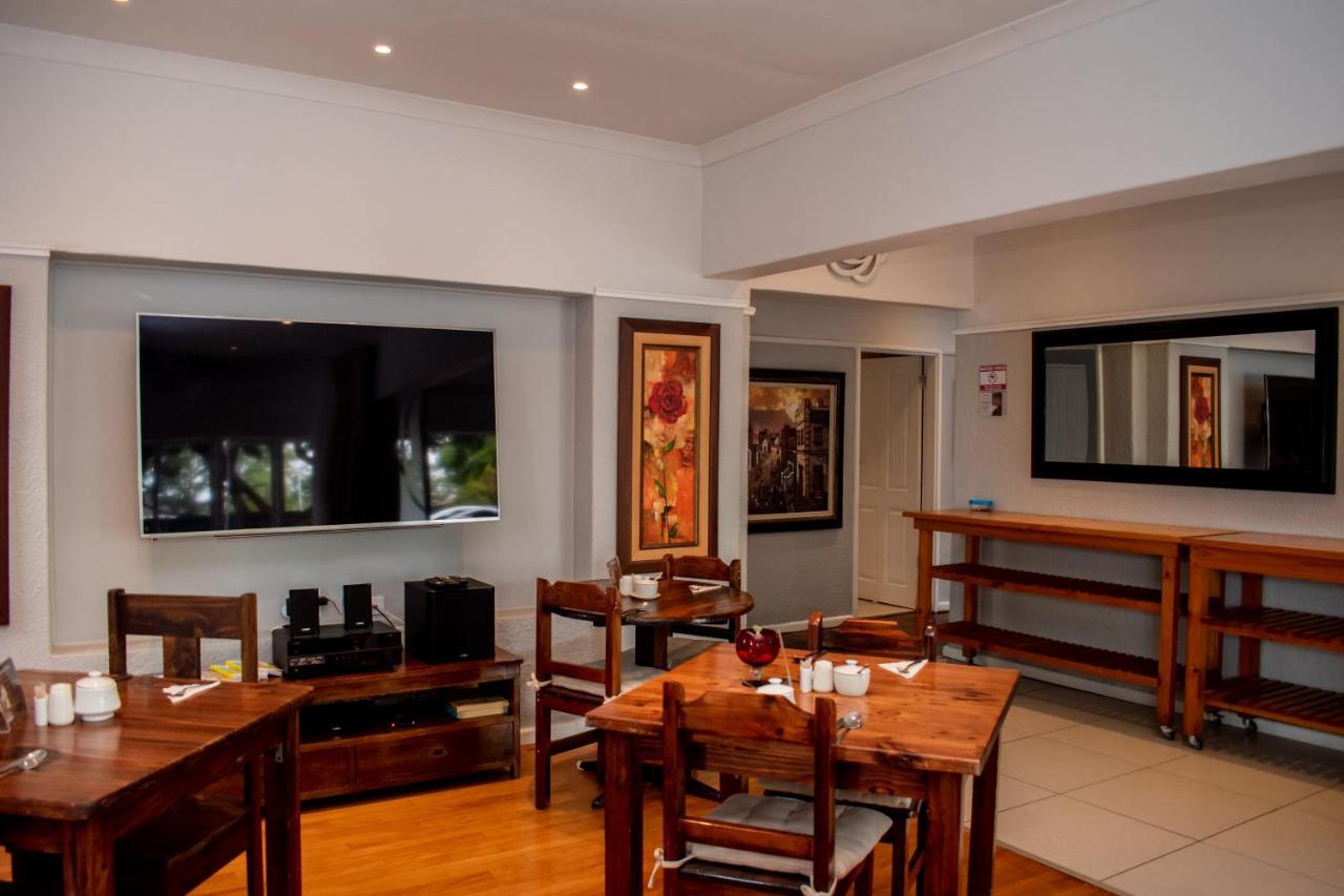 Balmoral Lodge Bellville Dış mekan fotoğraf