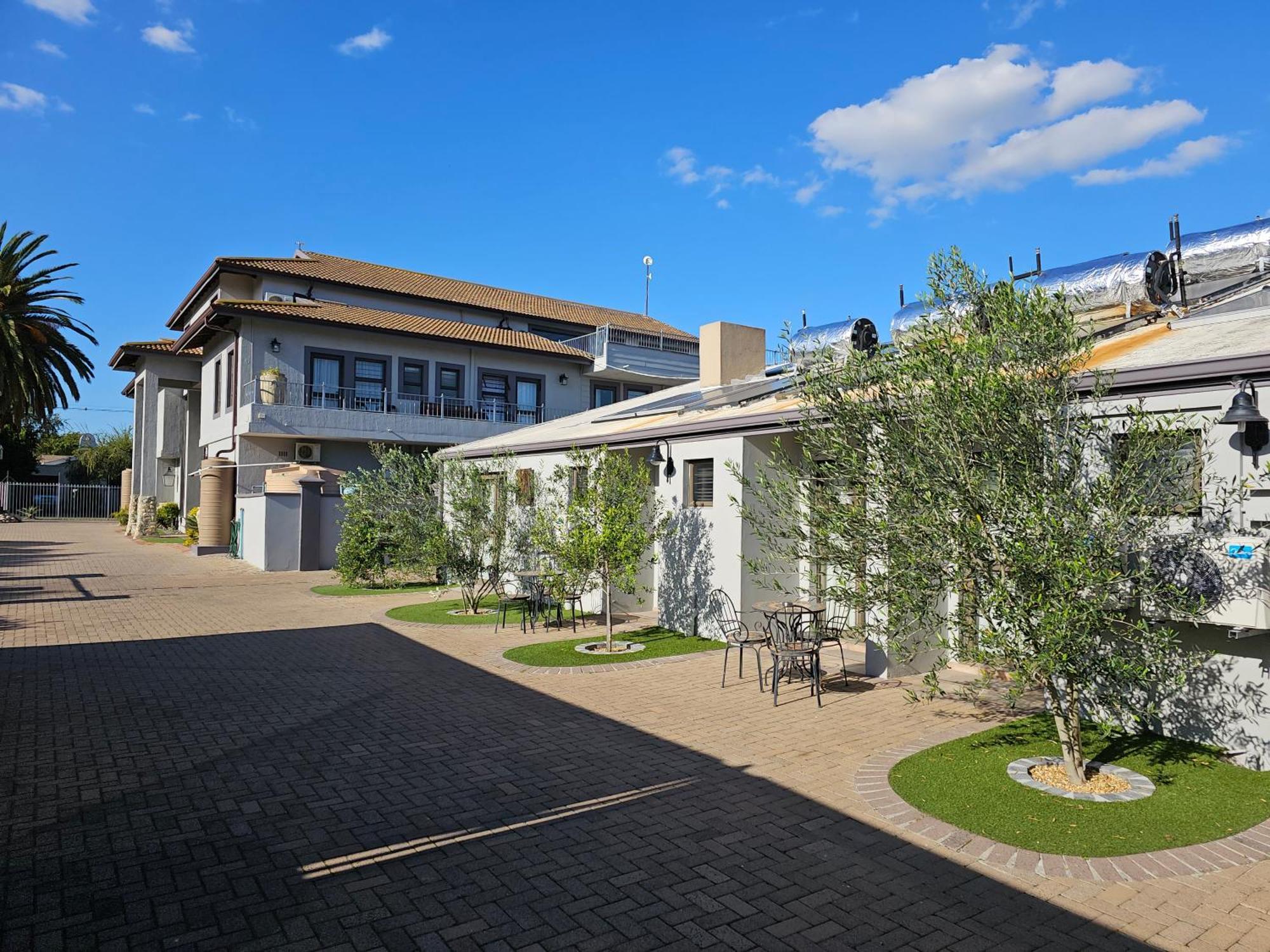 Balmoral Lodge Bellville Dış mekan fotoğraf